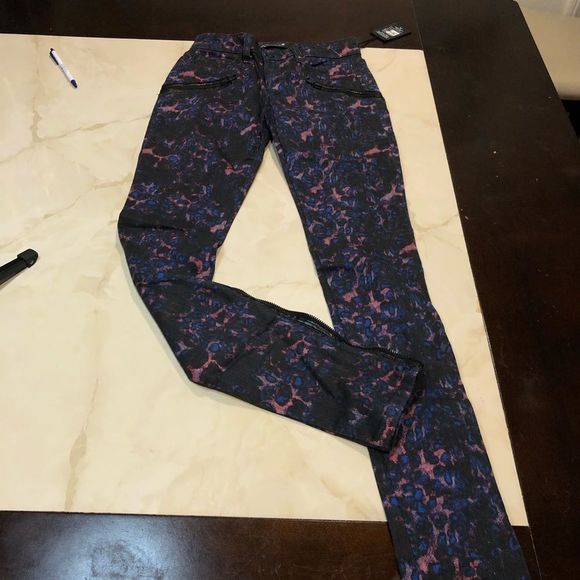 How’s jeans cobalt leopard print jeans - Picture 9 of 10